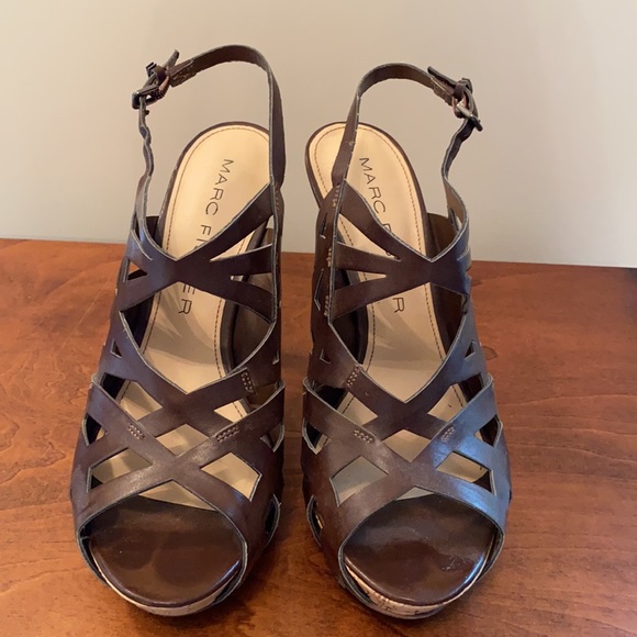 Marc Fisher platform pumps - Picture 2 of 5